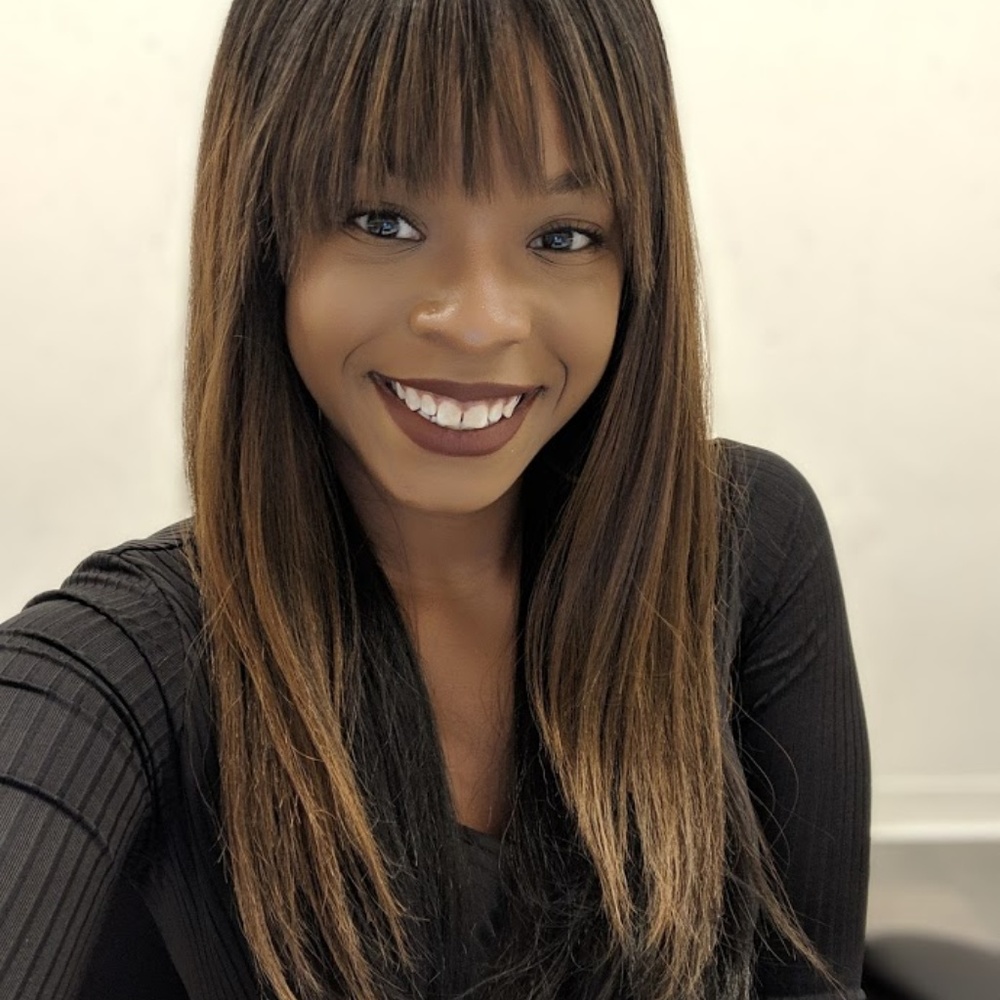 Meet your Posher, Denika